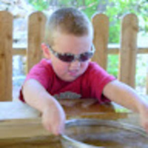 Meet your Posher, Eliot